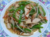 lanni  醬油麴雞肉片炒青椒