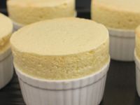 Passionfruit and banana souffle 熱情果香蕉梳乎厘 