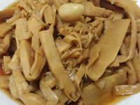 愛烹飪。滷筍干