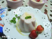 草莓布丁【草莓就愛鷹牌煉奶】