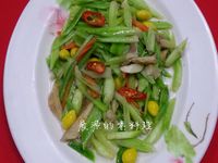 碧玉筍炒白果