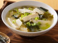 高鈣料理》小魚乾豆腐味噌湯