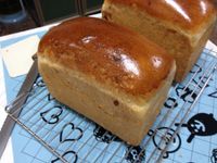 洋蔥羅勒吐司