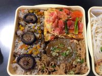 「帶便當」三色蒸飯與快速滷味