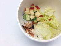 素香鬆米沙拉