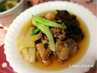 台灣味~魷魚螺肉大蒜湯