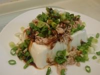 涼拌青蔥鮪魚豆腐