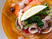 泰式酸辣海鮮米線Tom Yam Kung