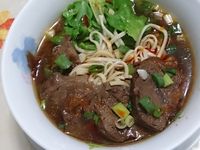 lanni  紅燒牛肉麵(壓力鍋版)