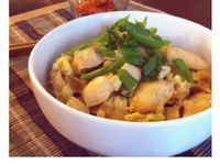 ♪一人輕鬆煮♬ 雞肉親子丼