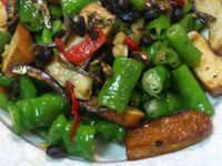 糯米椒炒豆乾