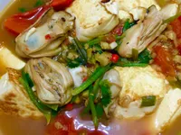 鮮蚵番茄豆腐煲