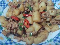 馬鈴薯炒肉末