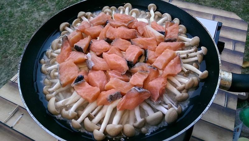 奶油鮭魚鮮菇燉飯~30分就開飯!