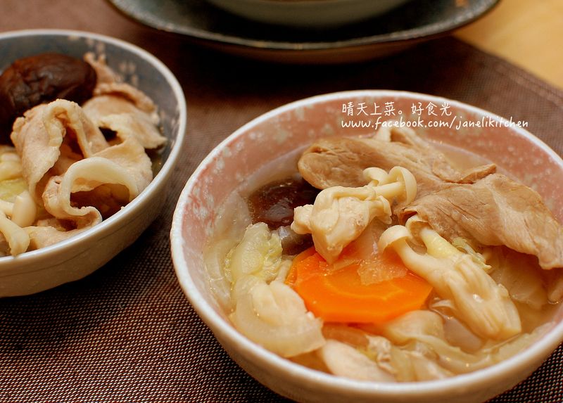 電鍋疊煮味增蔬菜肉片湯