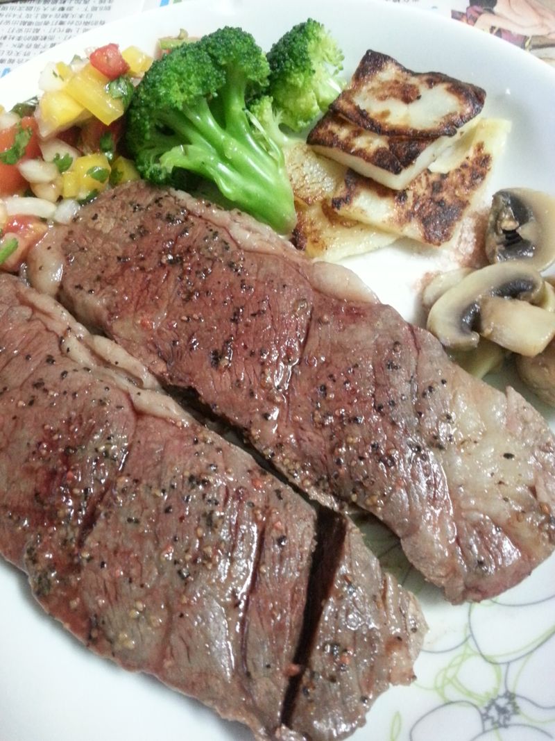 『家常料理』黑胡椒牛小排