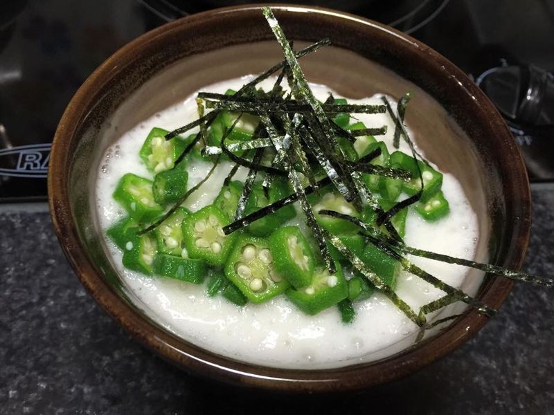 秋葵山藥蓋飯