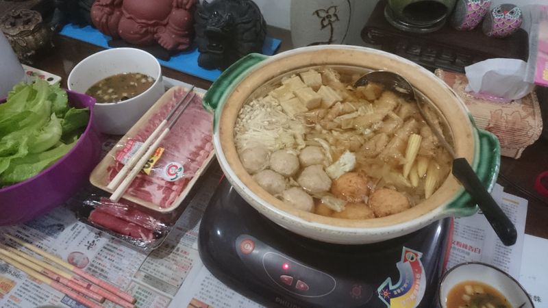 像火鍋又像壽喜燒 傻傻分不清