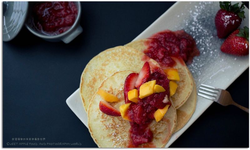 Strawberry pancake