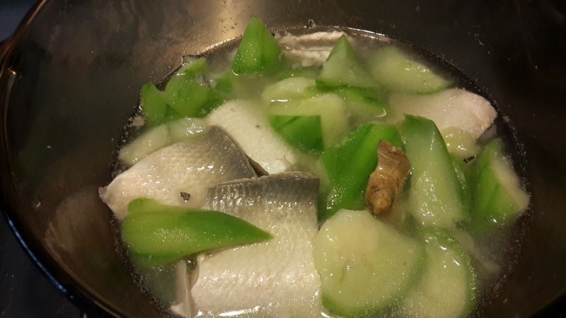 仲夏消暑絲瓜魚肚湯