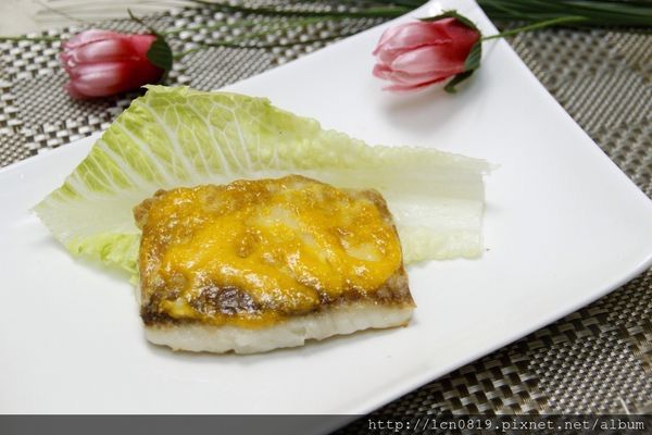海膽醬烤鯛魚