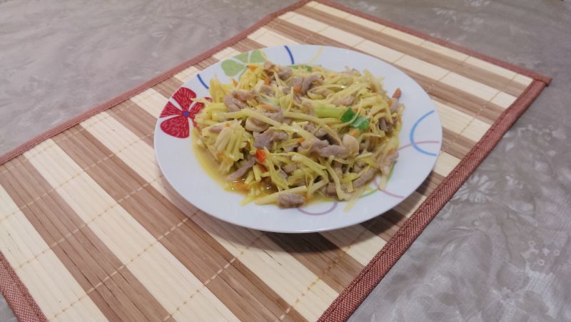 韭黃炒肉絲