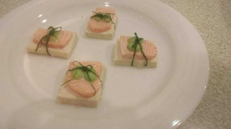 鮭魚蒸豆腐