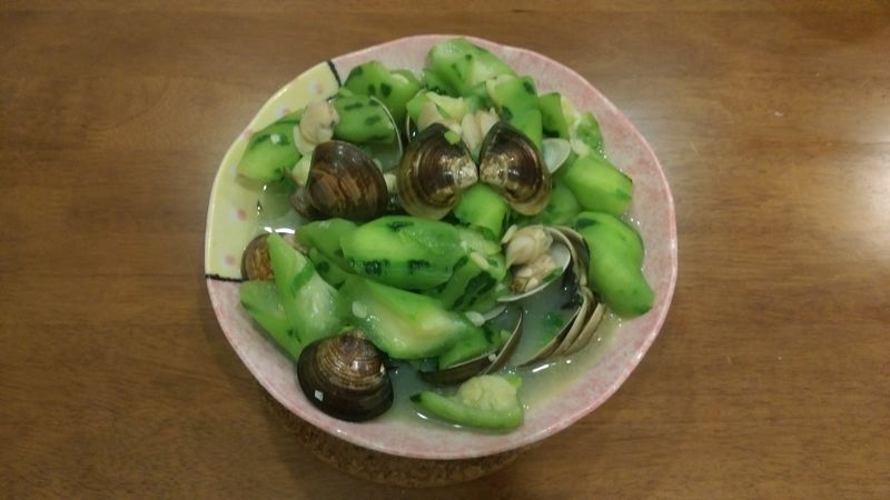 😉😉[簡易]絲瓜炒蛤蠣😉😉