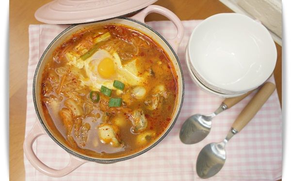 韓式牡蠣豆腐鍋~吃進熱騰騰的一股暖流 ♪