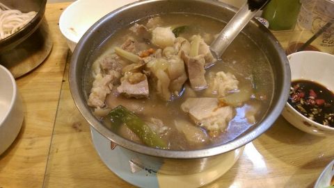 清燉豬腳湯