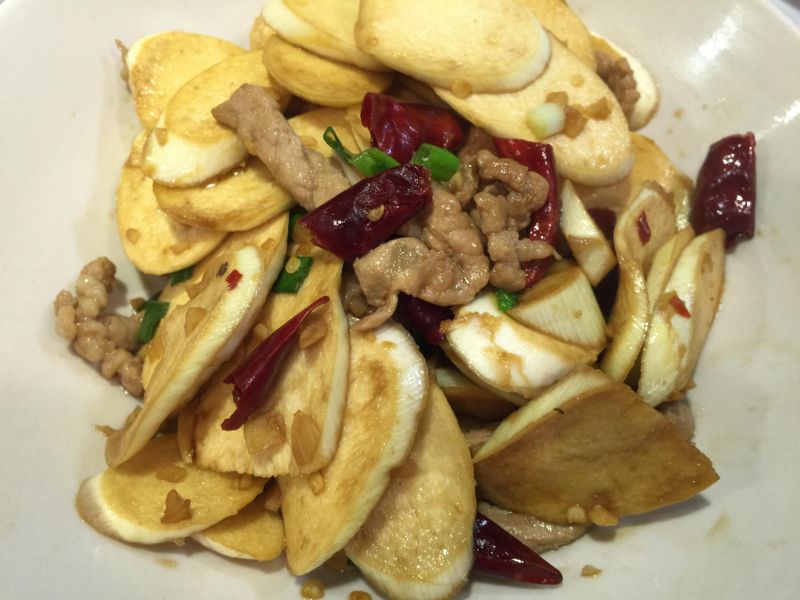 茭白筍肉絲