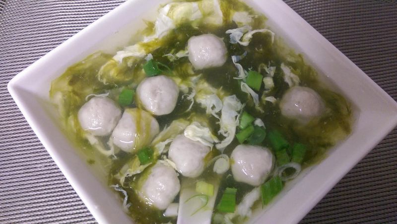 かにの海菜虱目魚丸湯