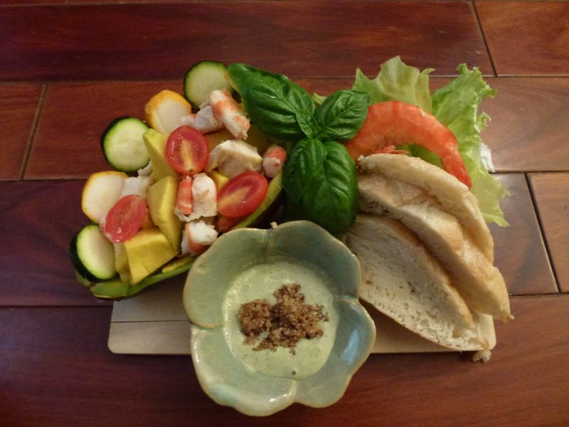 【滿分早點X桂冠沙拉】酪梨鮮蝦雞肉暖沙拉