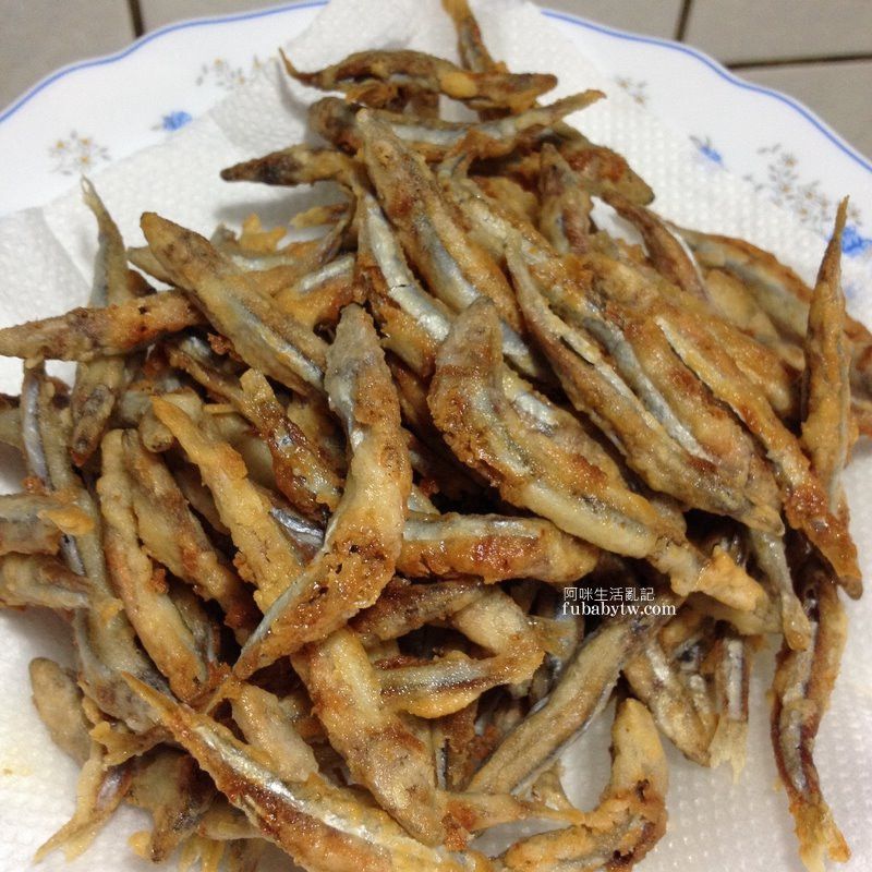 酥炸丁香魚