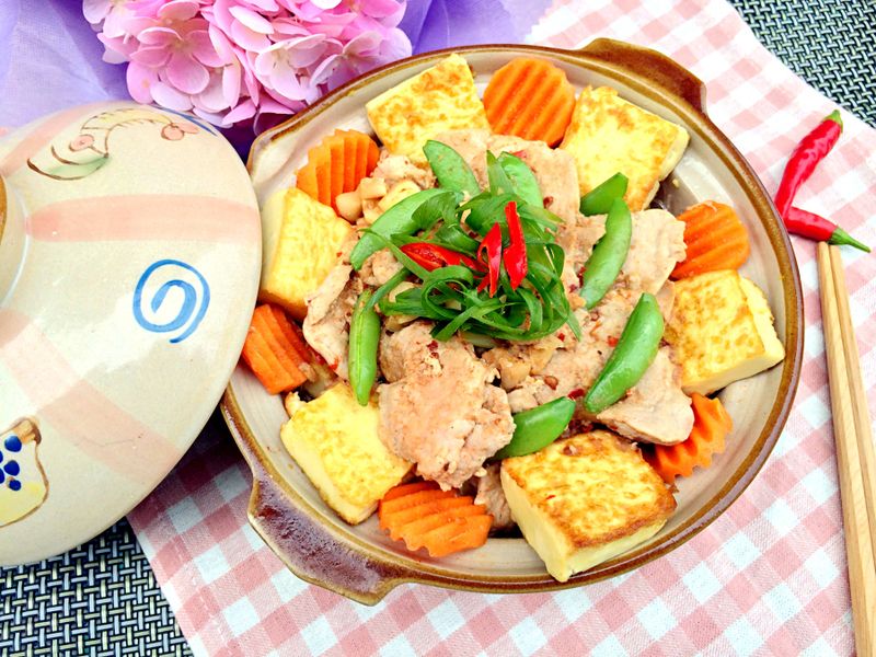 滑嫩肉片豆腐煲【家樂福廚神大賽2015】