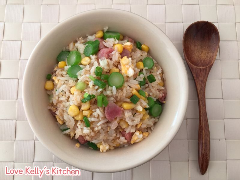 Kelly媽粒粒炒飯