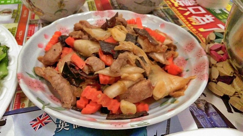 【泡菜炒豬肉】