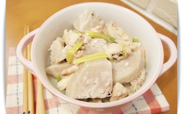 芋頭燉雞 - 奶香四溢!!