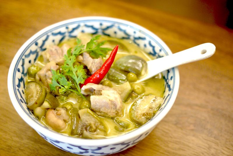 [南洋風] 泰式綠咖哩雞肉
