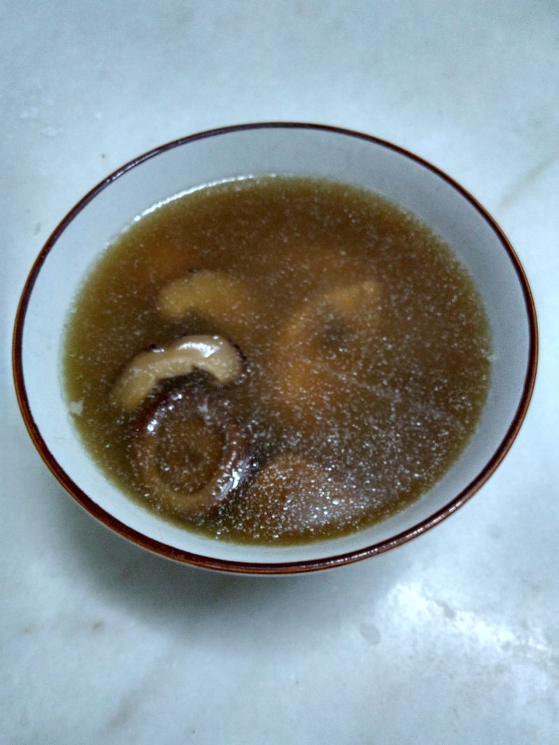 愛心香菇雞湯