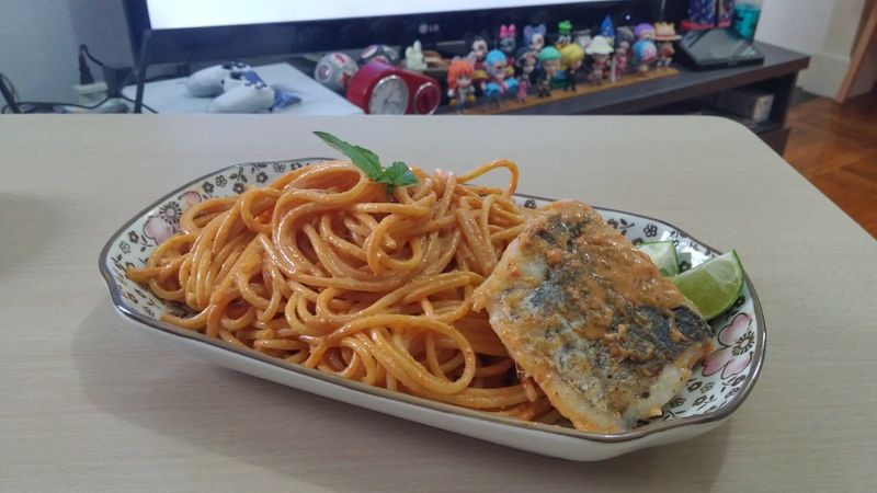 紅咖哩魚柳燴意粉