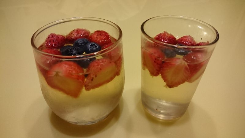 氣泡繽紛莓果晶凍