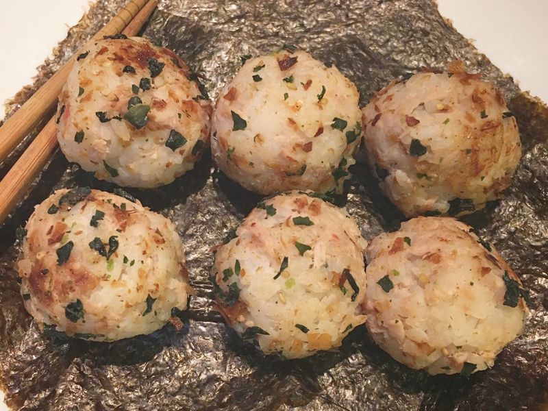 偽章魚燒飯糰