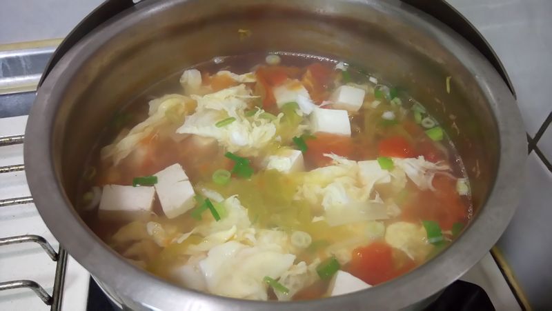 蕃茄青菜豆腐蛋花湯～