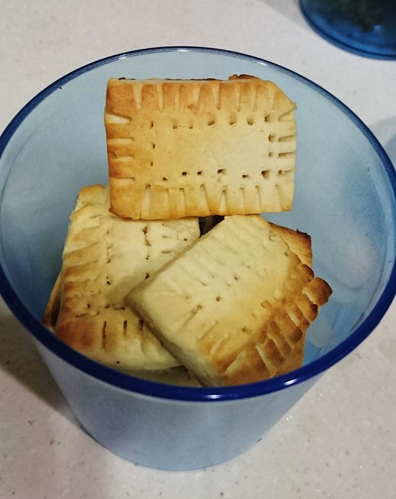牛奶餅乾。香純濃郁,無蛋,健康好可口🍼
