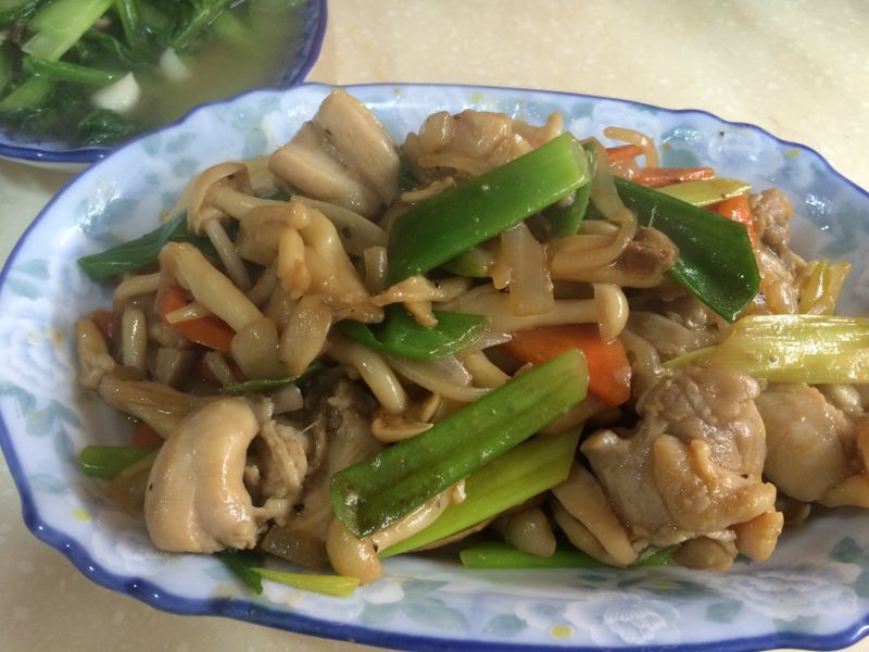 蔥燒菇菇雞