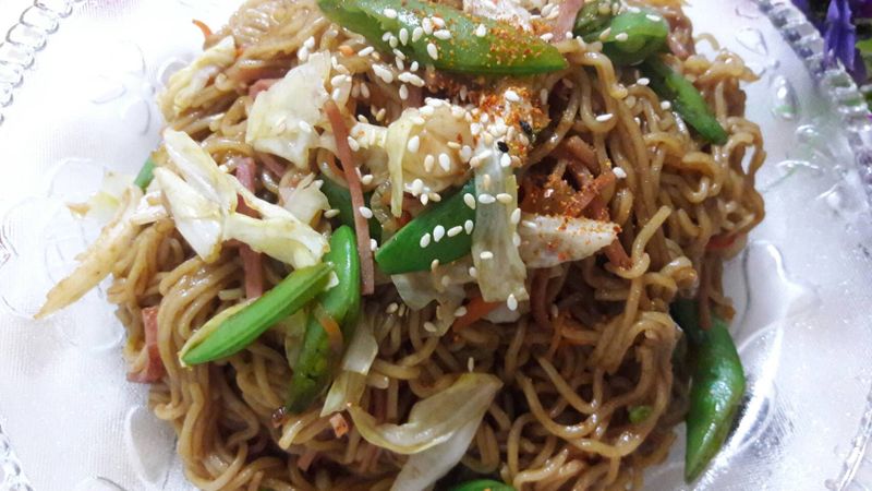 家常蠔油蔬菜炒麵