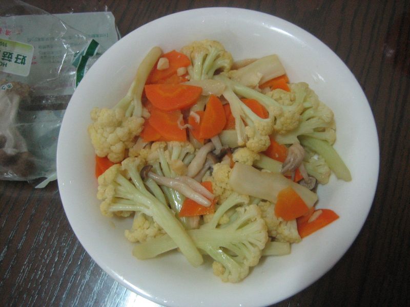花椰菜炒鮮菇_好菇道美味家廚