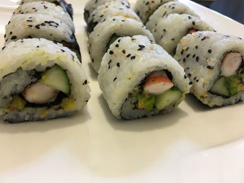 酪梨鮮蝦壽司