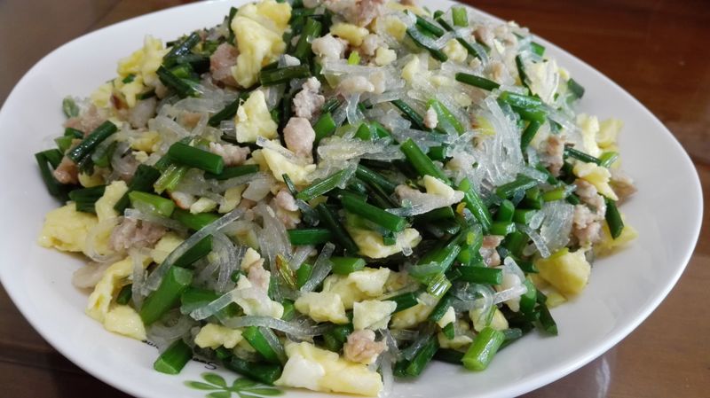 韭菜花炒冬粉